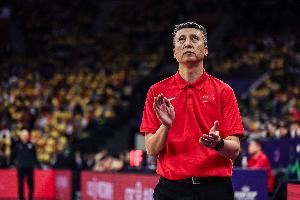 热身赛连胜收官但值得总结的地方不少 关键时刻后卫失误有点多