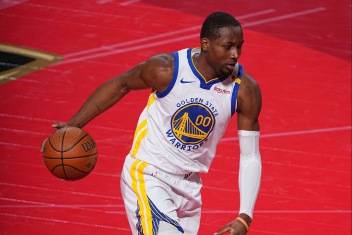 拒绝2年4500万报价~记者：库明加和勇士的僵局可能持续到9月份