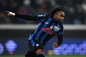 记者：国米至今仍未再次报价卢克曼，但与球员保持联系