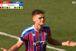 制胜一罚就爆射！21岁德文尼第五罚直接抽死角，阿利森无可奈何！